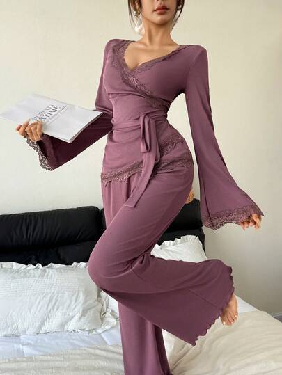 SHEIN Women's Casual V-Neck Lace Patchwork Cinched Waist Waist Flared Long Sleeve Long Nightgown Set