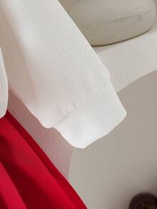 SHEIN Elladie kids Set 2 piese pentru fetițe: Top cu fundă decorativă în textură tip waffle + Fustă plisată roșie, dulce și drăguț, potrivit pentru Anul Nou, sărbători, petreceri, primăvară/toamnă