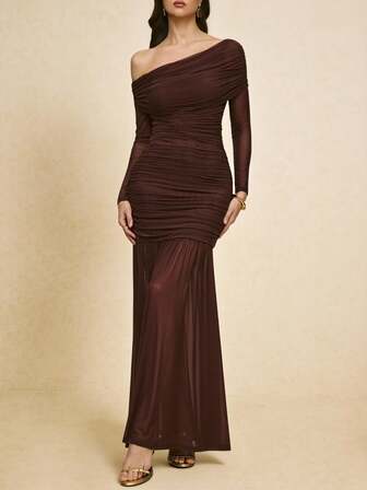 Poéselle Mocha Mesh Ruched Off-Shoulder Maxi Gown – Long-Sleeve Bodycon Evening Dress For Wedding-Guest & Formal Events,Women's Elegant Party Ruched Asymmetric Neck Long Dress,Clothes For New Year,Christmas Dress,Christmas Party Dress