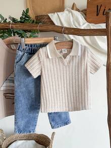 SHEIN Vintaside Kids 男童休闲翻领短袖上衣搭配时尚水洗牛仔裤套装，适合日常穿着、家庭露营、外出就餐或购物。 - 白色 - 查看 3