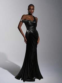 Elitara Váy dạ hội dài chữ A tay Dolman cổ lệch xếp ly mạ bạc sang trọng và thanh lịch - màu đen - Xem 4