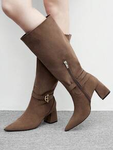 CUCCOO BIZCHIC Botas altas hasta la rodilla con puntera puntiaguda y decoración metálica de moda con tacón alto, aptas para uso diario - Café integral - Ver 5