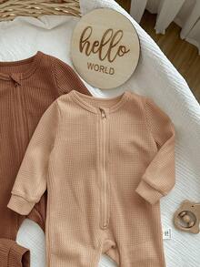 SHEIN 2pcs Newborn Baby Girl Cute Solid Color Knitted Long Sleeve Romper, Autumn/Winter - Brown - View 7