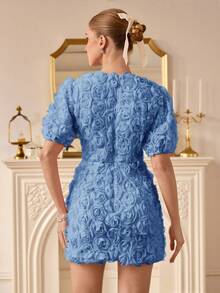 Aveloria Rosie 3D立体花卉装饰收腰短袖奢华欧美风时尚迷你连衣裙 - 藍色 - 查看 2