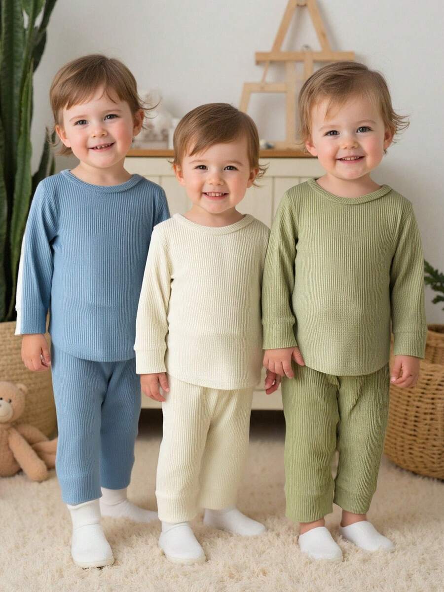 Vintaside Kids 3 قطع/مجموعة ملابس أطفال ولادي بألوان أحادية (1 مجموعة لكل من الأزرق النقي، الأخضر النقي، لون الكتان، إجمالي 6 قطع)، ملابس علوية بياقة مستديرة بأكمام طويلة مقترنة بسراويل بنفس اللون، طراز كاجوال وعملي، مناسب للخروجات والراحة في المنزل وأنشطة الأهل والأصدقاء - متعدد الألوان - مشاهدة 1