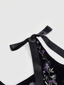 ROMWE Gothic Snake & Plant Embroidered Velvet Bodysuit - Black - View 3