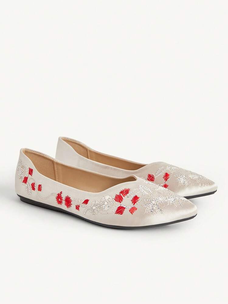 CUCCOO CHICEST Women's Fashion Pointed Toe Slip-On Flats, Ivory Color Embroidered Pearl & Rhinestone Decor, Comfortable Everyday Wear For Christmas