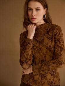 MOTF PREMIUM ALLOVER FLORAL PATTERN FUNNEL NECK LETTUCE TRIM SLIM FIT TOP - Coffee Brown - View 2