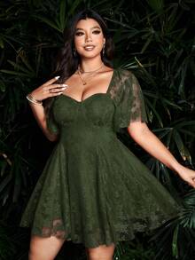 Sunspun فساتين كاجوال بألوان سادة وتفاصيل من الدانتيل للمرأة بمقاسات كبيرة - أخضر داكن - مشاهدة 9