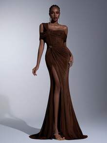 Elitara Elegant Coffee Brown Color, Stretch Mesh Fabric, Handcrafted Metal Embellishments, One-Shoulder Drop Sleeves, Sexy Slits, Pleated Details, And A Fishtail Hem With A Train. Suitable For Weddings, Bachelor/Bachelorette Parties, Vacations, Proms, Music Parties, Formal Occasions, And Dinners. - Coffee Brown - View 8