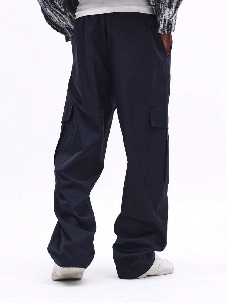 SUMWON Navy Wide Leg Cargo Pants With Elastic Waist And Side Pockets For Casual Streetwear Style