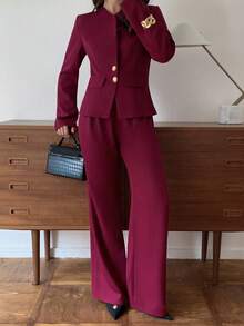 Elyressa Pantalones de traje con cintura ceñida, pierna ancha y plisada, decorados con hebilla de metal en estilo asimétrico y superpuesto, manga larga, conjunto de traje de oficina de estilo francés para dama - Burdeos - Ver 6