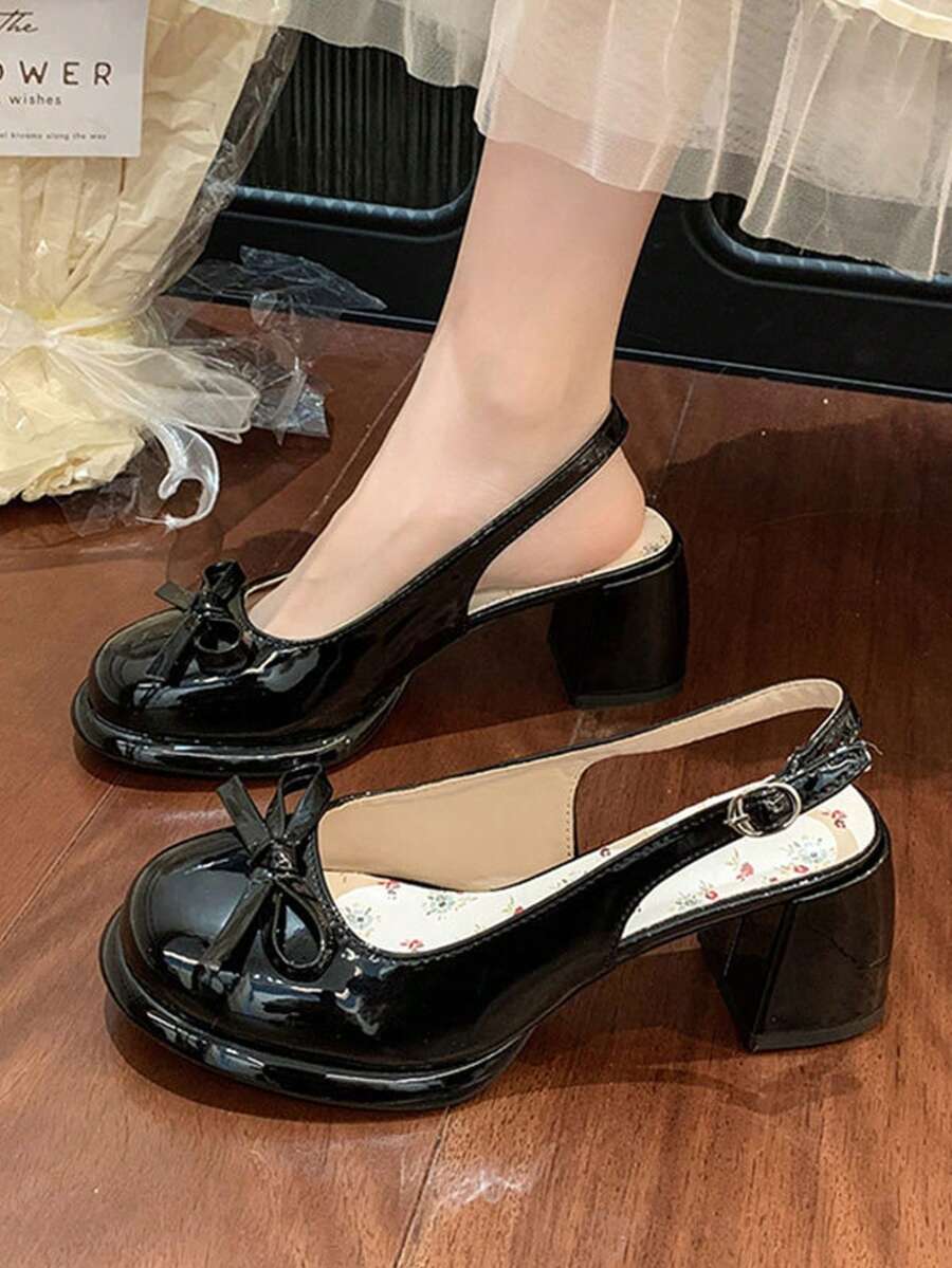 Sandalias francesas de tacón ancho para mujer - Nuevo diseño con punta cerrada y detalle de lazo - Zapatos de verano que añaden un toque distintivo a tus vestidos, la elegancia definitiva para cualquier ocasión, Zapatos de tacón de mujer - Negro - Ver 1