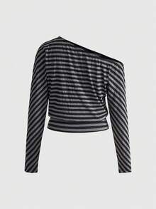 ROMWE J-Fashion Y2K复古条纹不对称肩部上衣和低腰条纹迷你裤套装 - 黑色 - 查看 8