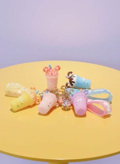 Joivida 1 件创意冰淇淋和奶茶杯形状钥匙扣吊坠，适合学生、朋友、汽车装饰、背包吊坠、包包装饰、生日礼物、派对礼物、圣诞节