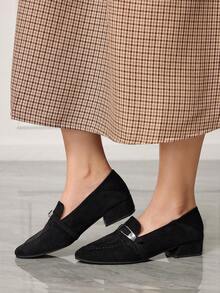 Sleekvia Mocassins plataforma com detalhes metálicos, versáteis e modernos para o dia a dia. - Preto - Ver 3