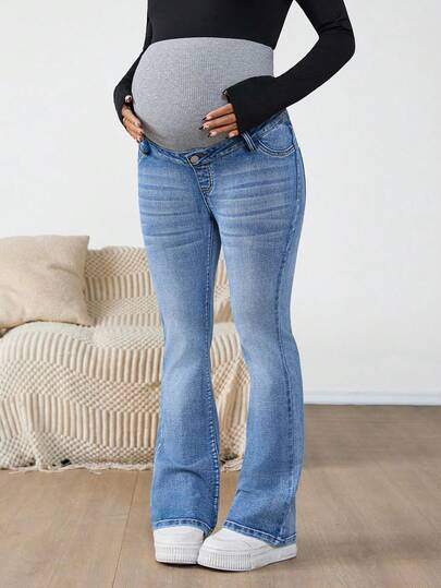 SHEIN Maternity High Waist Flare Jeans For Women,Navy Blue Winter Casual Everyday Pregnancy Pants With Ribbed Overbelly Panel,Light Wash Chic Y2k Streetwear