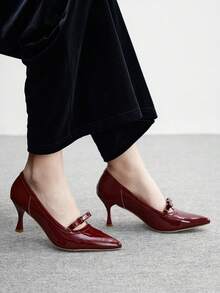 CUCCOO BIZCHIC 优雅的酒红色高跟鞋，通勤百搭 - 酒紅色 - 查看 7