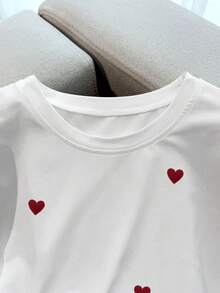 SHEIN Áo thun dáng rộng cỡ lớn in hình trái tim lãng mạn cho ngày lễ tình nhân - trắng - Xem 5