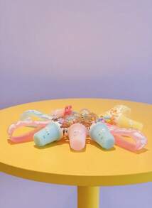 Joivida 1 件创意冰淇淋和奶茶杯形状钥匙扣吊坠，适合学生、朋友、汽车装饰、背包吊坠、包包装饰、生日礼物、派对礼物、圣诞节 - 彩色 - 查看 2