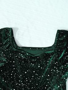 SHEIN Sparklyn Girls' Fashion Green Velvet Patchwork Princess Dress, Metallic Foil Fabric Design, Suitable For Party And Holiday Wear