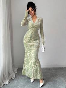 Rafferiza Women's Velvet Burnout Draped Neck Long Sleeve Fitted Midi Dress, Winter - Green - View 6