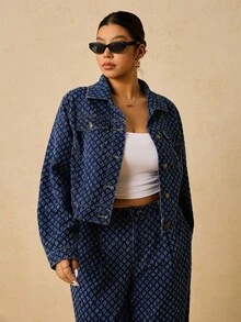 SHEIN PETITE CURVE Áo denim tay dài dáng rộng, đơn hàng cỡ lớn dành cho nữ, màu xanh lam, mùa đông, Giáng sinh, năm mới, lễ tạ ơn, đi làm, kỳ nghỉ, tốt nghiệp, sang trọng, thời trang đường phố, dễ thương, tiệc sân bay, đám cưới, thanh lịch, công sở, áo denim tối màu họa tiết thời trang - Màu xanh lam - Xem 5