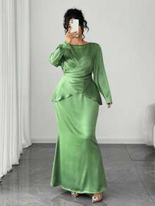 SHEIN Elenzya 大码女式纯色圆领褶皱腰身长袖优雅连衣裙 - 綠色 - 查看 4