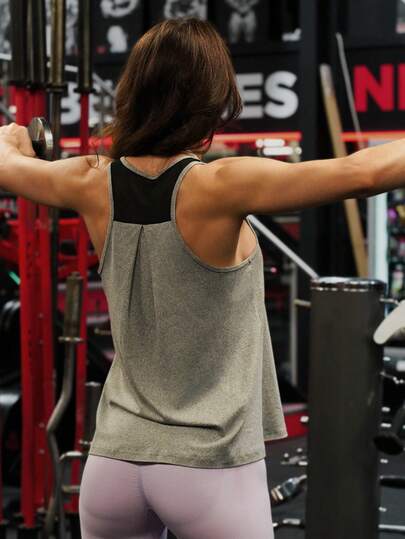 Top tank deportivo unicolor de malla en contraste de espalda nadador