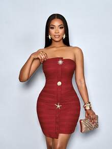 SOLERSUN 女士性感优雅针织面料金属装饰纽扣法式前开襟后摆弹力修身不对称下摆迷你抹胸连衣裙，适合春夏初秋/冬季穿着，也适合圣诞节派对、情人节约会等场合。 - 酒紅色 - 查看 7