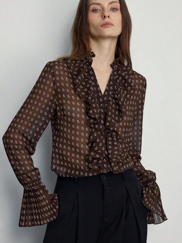 Aveloria Modichic Blusa Elegante com Gola Babado Frontal com Botões, Estampa Paisley e Flor de Caju Sobrepostas em Chiffon, Estilo Vintage para Mulheres - Multicolorido - Visão 1