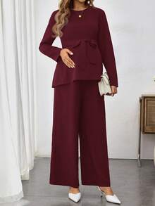 SHEIN 2 piezas Conjunto de maternidad: Camisa de manga larga de cuello redondo de unicolor con diseño de cinturón y pantalones anchos de cintura ajustable, informal - Burdeos - Ver 5