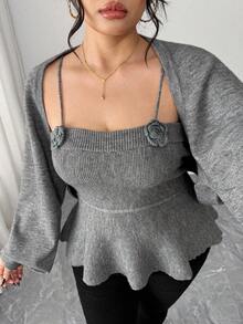 Dazy Plus 2 قطعة مجموعة كنزة صوفية وبلوزة كروب ضيقة للمرأة ذات الحجم الكبير، بلون أحادي أنيق، مناسبة للخريف والشتاء - رمادي - مشاهدة 7