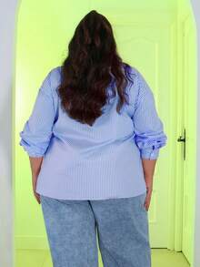 Pretty and Ole 大码女式法式条纹印花和刺绣心形衬衫 - 藍色 - 查看 2