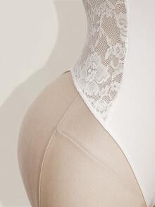 SHEIN ICON 大码 Y2K 春季狂欢节蕾丝拼接紧身吊带露脐上衣高腰露背连体衣女装 - 白色 - 查看 5