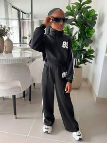 SHEIN 两件套少女秋冬套装，抓绒印花字母刺绣卫衣和裤子，适合室内外穿着。 - 深灰色 - 查看 6