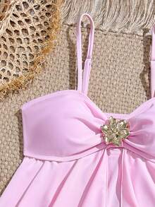SHEIN Bộ bikini hai mảnh họa tiết hoa cho bé gái tuổi teen, thích hợp cho kỳ nghỉ xuân/hè. Bộ đồ bơi màu hồng có nơ, bộ đồ bơi ba mảnh màu hồng ôm sát, đồ bơi dáng ôm cho bé gái, bộ đồ bơi mùa hè màu hồng, bộ đồ bơi màu hồng có nơ cho bé 12 tuổi, bộ đồ bơi một mảnh có nơ, nơ cho bé gái tuổi teen, kỳ nghỉ hè, đồ bơi giữ nhiệt, lễ hội Giáng sinh, năm mới, lễ tình nhân. - Hồng - Xem 7