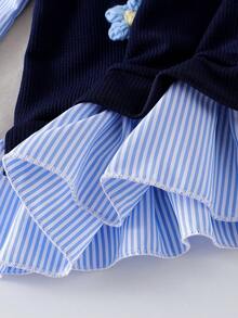 SHEIN Playful Pals 2pcs Young Girls Cute Blue Floral Decor Comfortable Fashion Striped Splice Long Sleeve 2 In 1 Top Paired With Blue Casual Flare Pants Set