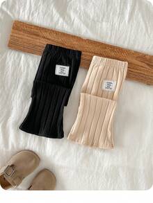 SHEIN 2 Stücke Baby Mädchen Lässig vielseitige einfarbige Hose mit elastischem Bund und ausgestelltem Bein