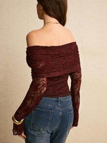 Poéselle 女士时尚露肩长袖修身蕾丝性感上衣 - 酒紅色 - 查看 4