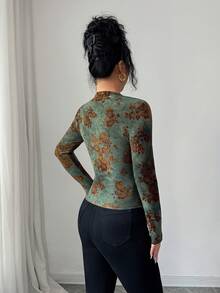 Elenzga Women's V-Neck Floral Print Casual Long Sleeve Blouse, Fashionable & Minimalist, Suitable For Autumn/Winter, Everyday, Home, Office, Date - Green - View 2