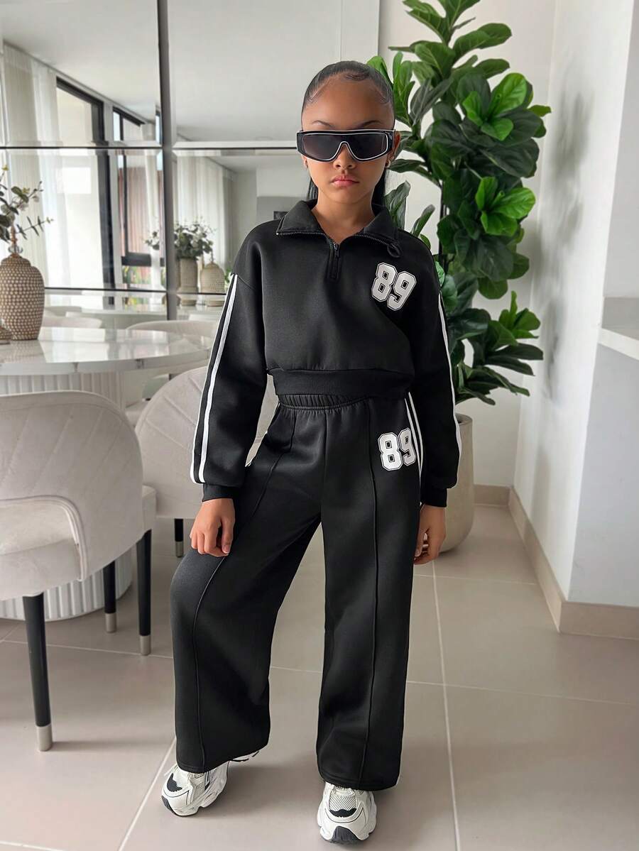 SHEIN 两件套少女秋冬套装,抓绒印花字母刺绣卫衣和裤子,适合室内外穿着。 - 深灰色 - 查看 1