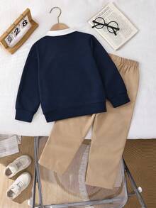 Genkimix Kids 两件套男童套装，儿童针织舒适条纹二合一卫衣，白色撞色领，时尚有型，搭配卡其色松紧腰宽松裤，适合秋冬季度假及日常穿着。