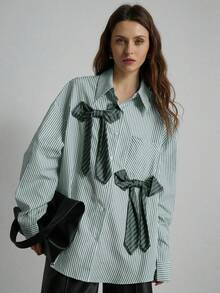 Aveloria Modichic 女士超大男友风格条纹蝴蝶结装饰纽扣衬衫，秋冬季可爱有趣的衬衫 - 綠色 - 查看 3
