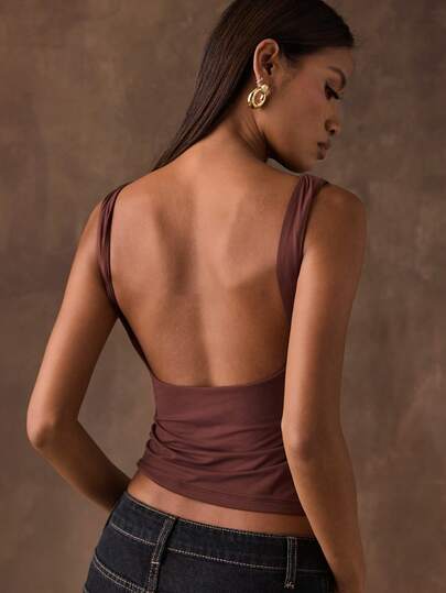 SHEIN BAE 女士棕色纯色圆领无袖露背修身背心/内置胸罩/基础款/街头风/露肩上衣/露背上衣/性感上衣/新年女士/派对女士/休闲女士/外出女士上衣，背心