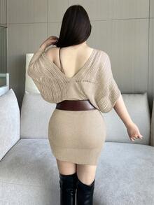 Vibekara 优雅简约V领镂空针织修身毛衣连衣裙 - 卡其色 - 查看 2