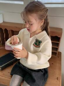 DAZY Young Girl Letter Graphic Turndown Collar Drop Shoulder Long Sleeve Casual Sweater, Autumn/Winter - Apricot - View 1