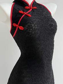 Elamini 黑色针织提花撞色纽扣立领侧开衩修身直筒下摆侧开衩长连衣裙，适合秋冬季节穿着，可用于情人节、通勤、毕业典礼、返校、教师节、复古、休闲、约会、优雅、简约等场合。 - 黑色 - 查看 6