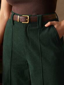 Anewsta 女士棕色灯芯绒长裤，设计细节精美，搭配复古腰带，适合通勤、办公和休闲穿着，秋冬季款。