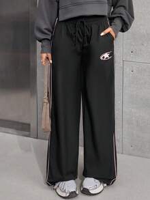 SHEIN Tween 女童休闲时尚街头风格侧白撞色缝线前中印花黑色运动裤 - 淺粉色 - 查看 3